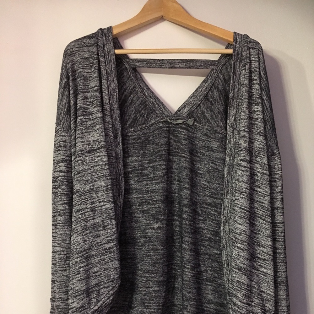 Athleta Pose Open Wrap